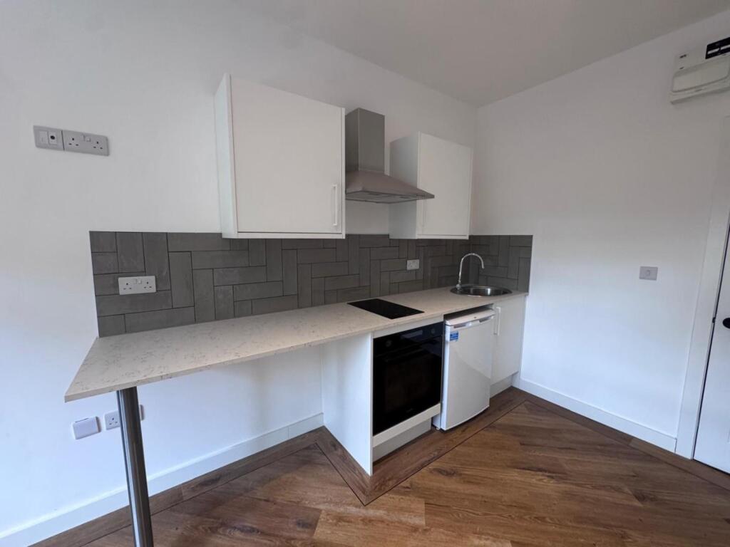 Additional image 5 of Poole Road, Bournemouth