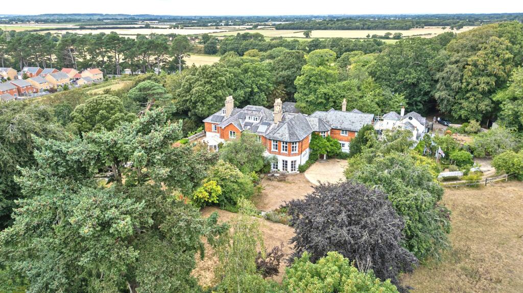 Additional image 25 of Lyndhurst Road, Christchurch, Dorset, BH23