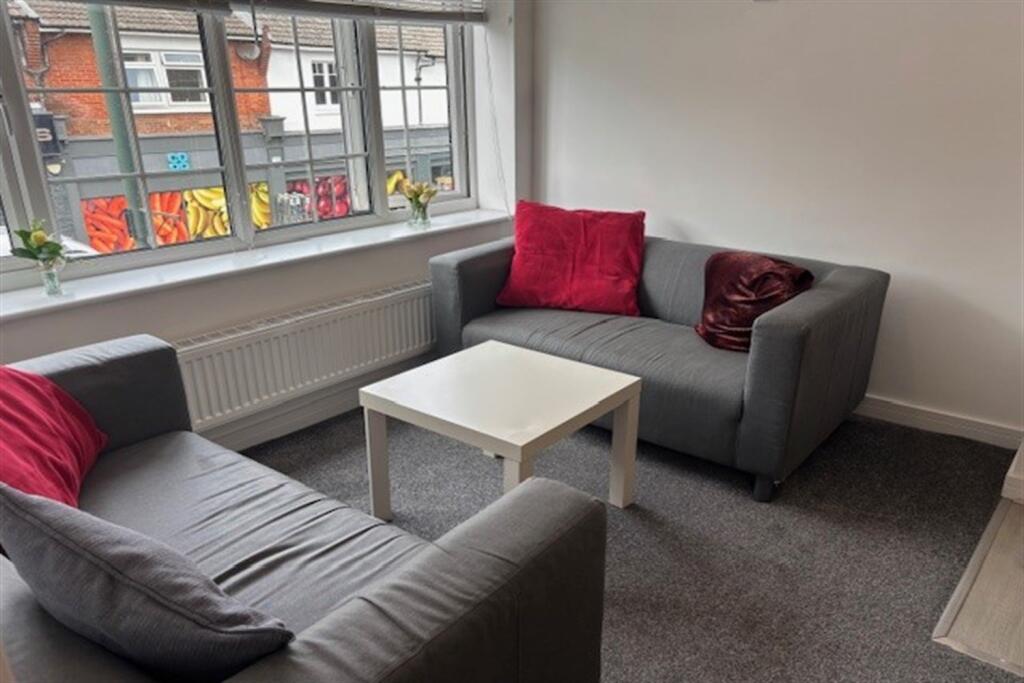 Additional image 5 of 3 bedroom First Floor Flat in Bournemouth