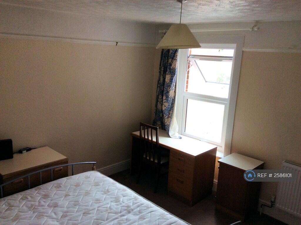 Additional image 3 of Evelyn Road, Bournemouth, BH9