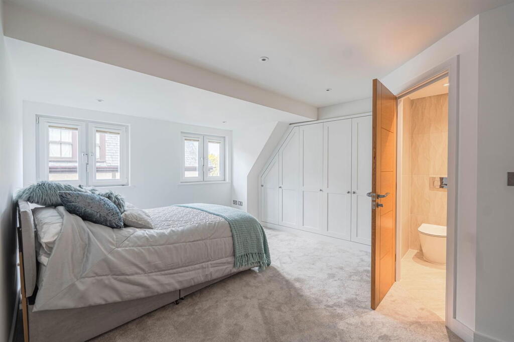 Additional image 10 of 14 Church Lane, Christchurch, Dorset, BH23 1FF