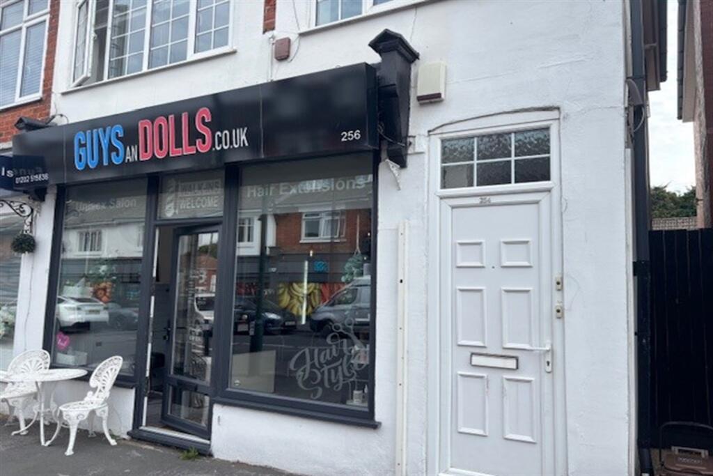 Additional image 11 of 3 bedroom First Floor Flat in Bournemouth