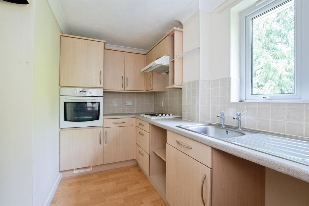 Additional image 7 of St Georges Court, Ringwood Road, Ferndown, BH22