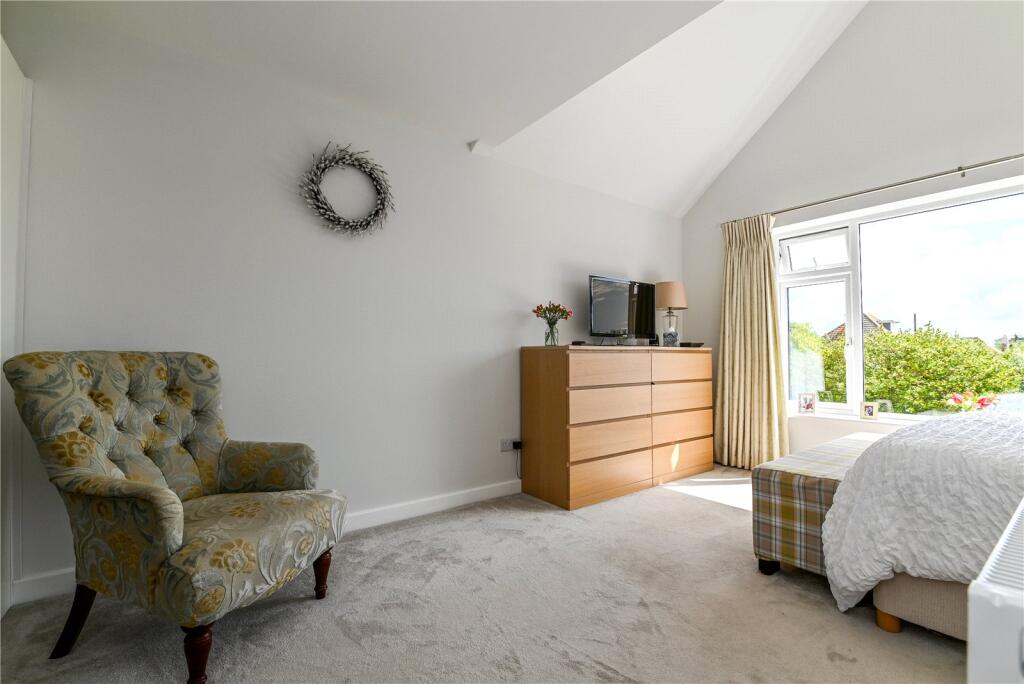 Additional image 28 of Barton Drive, Barton on Sea, New Milton, Hampshire, BH25