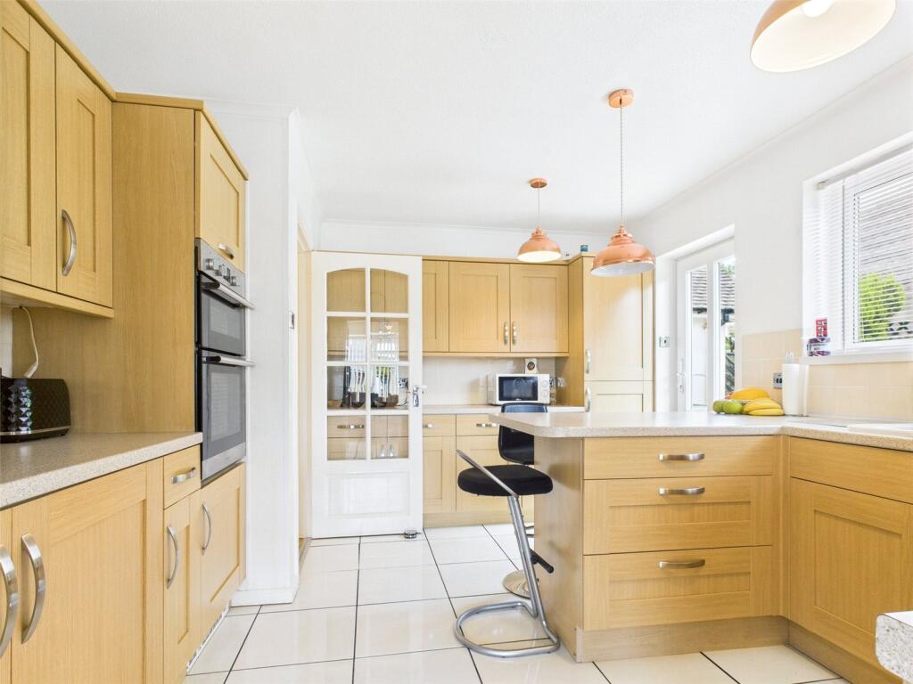 Additional image 9 of Waterford Gardens, Highcliffe, Christchurch, Dorset, BH23