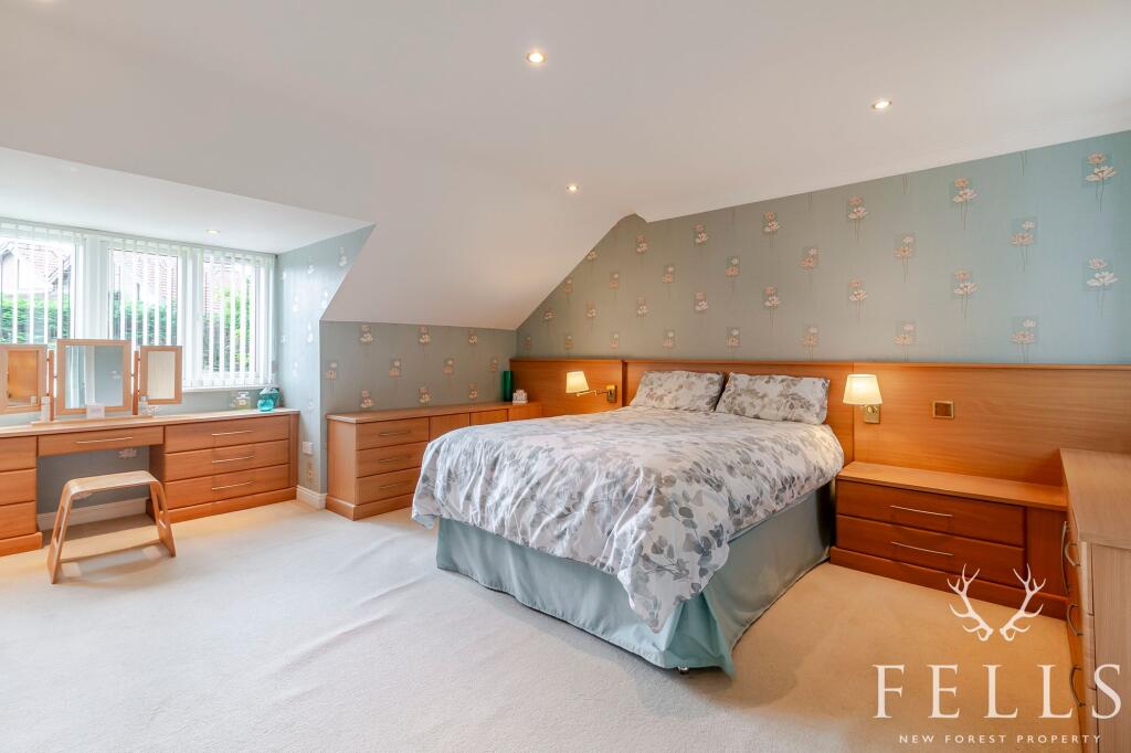 Additional image 23 of Wimborne Road East, Ferndown, BH22