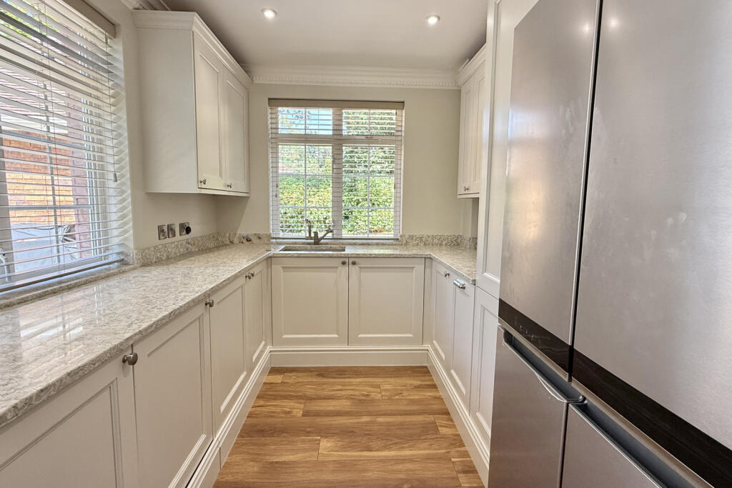 Additional image 14 of Warren Drive, Ringwood, BH24 2AS