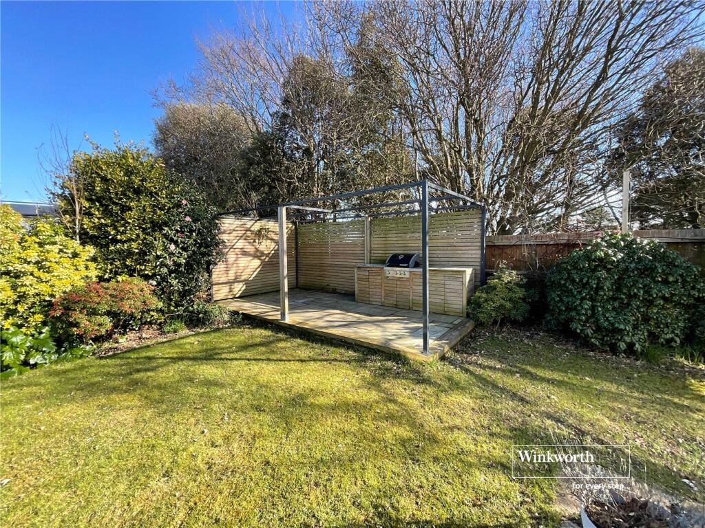 Additional image 19 of Vecta Close, Friars Cliff, Christchurch, Dorset, BH23