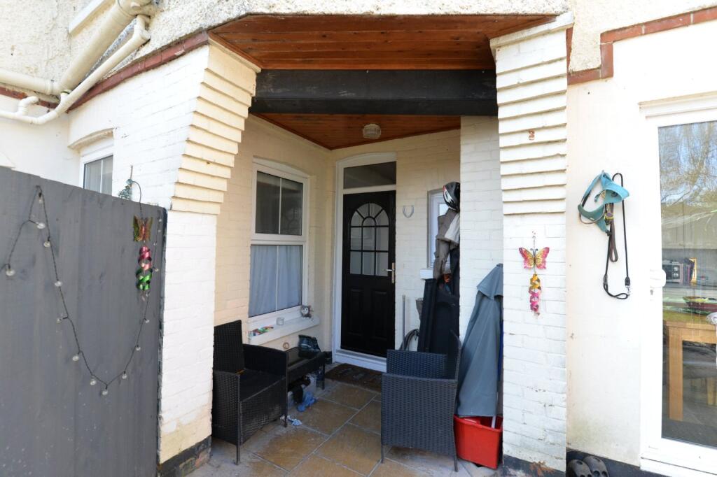 Additional image 10 of Mount Avenue, New Milton, Hampshire, BH25