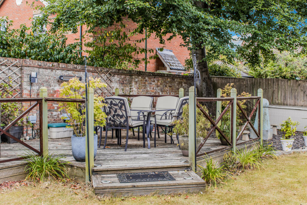 Additional image 26 of Lake Grove Road, New Milton, Hampshire, BH25