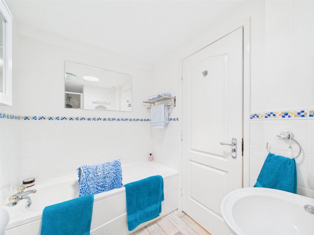 Additional image 16 of Sea Road, Southbourne, Bournemouth, Dorset, BH6