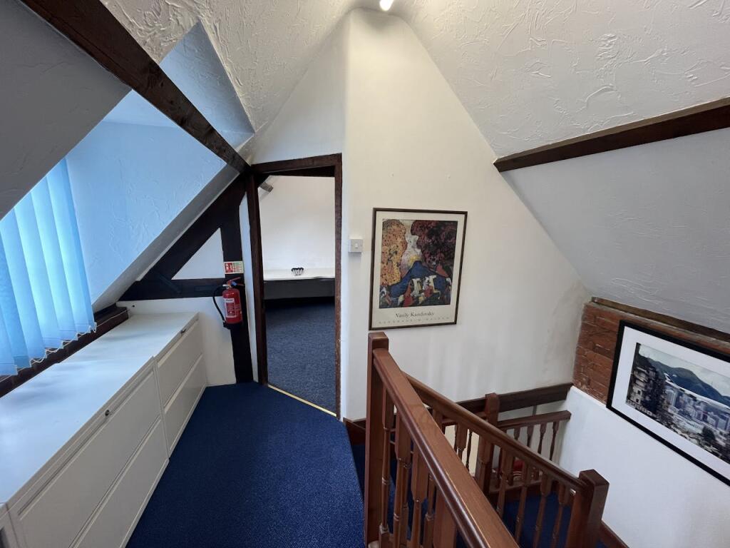 Additional image 4 of The Stables, 30 New Street, Ringwood, BH24 3AD