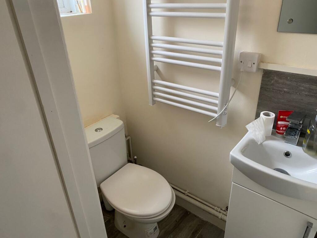 Additional image 6 of 37 East Street, Wimborne, Dorset, BH21 1DU