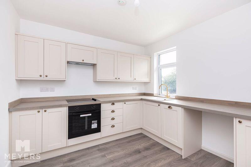 Additional image 10 of Jumpers Avenue, Christchurch, BH23