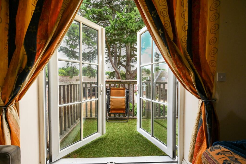 Additional image 3 of Old Forge Close, Ringwood, BH24