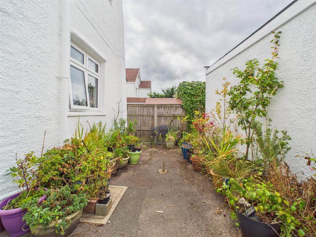 Additional image 9 of Southern Road, Bournemouth, BH6