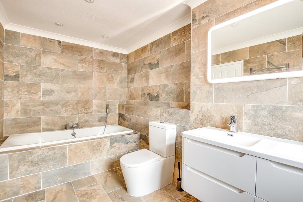 Additional image 13 of Vecta Close, Friars Cliff, Christchurch, BH23