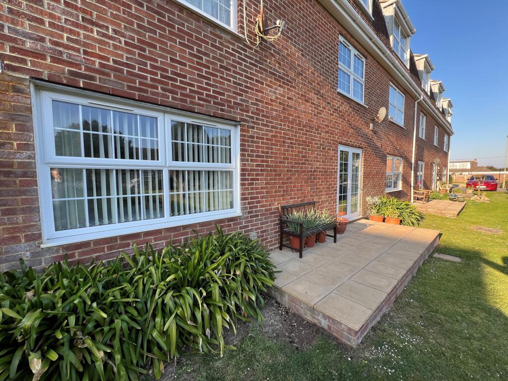 Additional image 15 of Knighton Park, Sea Road, Barton On Sea, New Milton, Hampshire. BH25 7PG