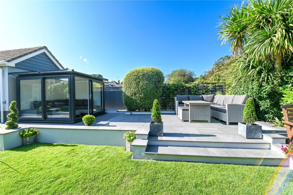 Additional image 16 of Dilly Lane, Barton on Sea, New Milton, Hampshire, BH25