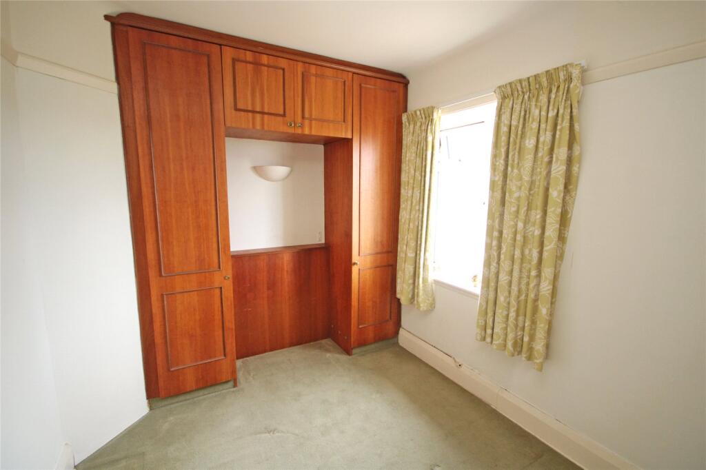 Additional image 10 of Seaward Avenue, Barton on Sea, New Milton, Hampshire, BH25