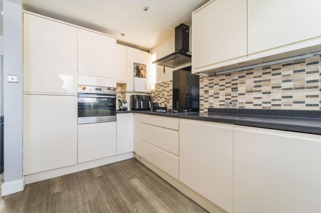 Additional image 13 of St. Johns Road, Christchurch, BH23 1LX