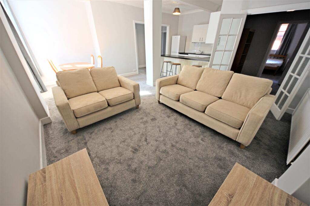 Wimborne Road, Winton Banks, Bournemouth