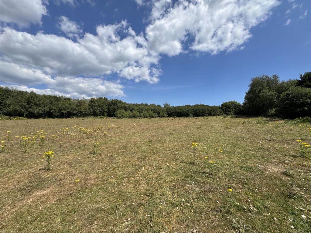 Additional image 6 of Corfe Mullen, Wimborne