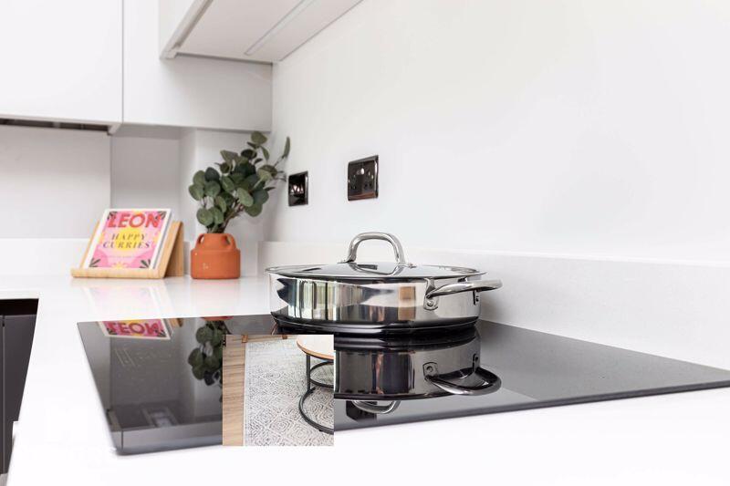 Additional image 8 of Reef Manor, 5 Wollstonecraft Road, Bournemouth, BH5