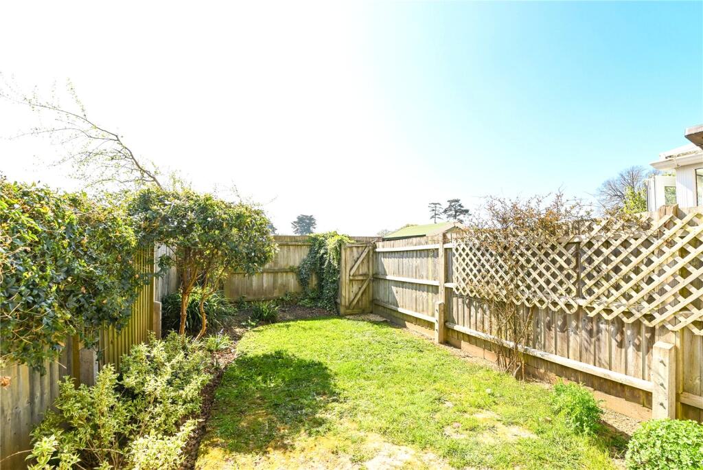 Additional image 12 of Atkinson Close, Barton on Sea, New Milton, Hampshire, BH25