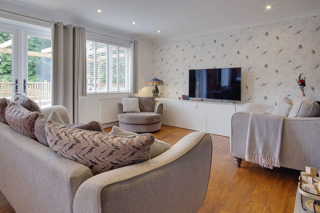 Additional image 30 of Queens Park, Bournemouth