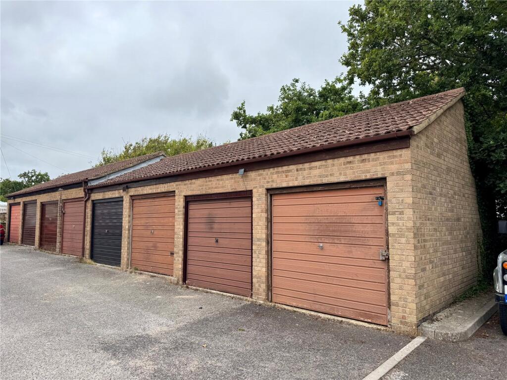 Additional image 3 of Ashtree Close, Ashley, New Milton, Hampshire, BH25
