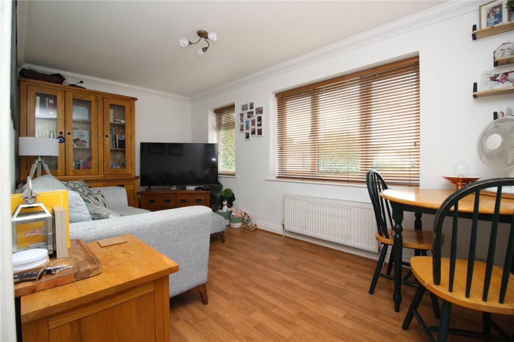 Additional image 12 of Albert Road, New Milton, Hampshire, BH25