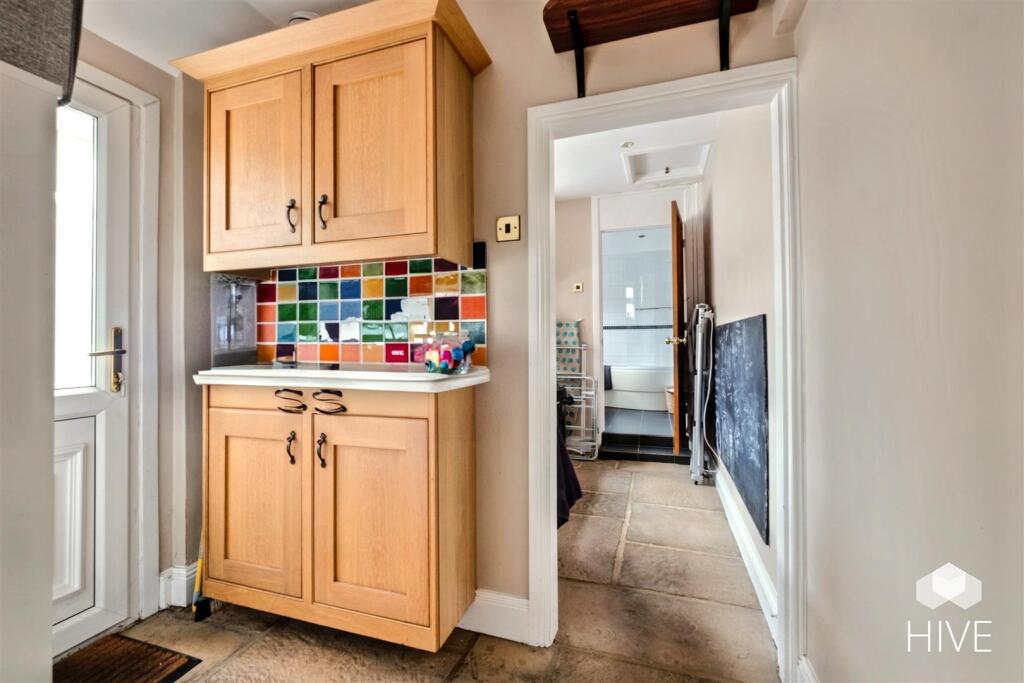 Additional image 11 of Poole Road, Wimborne