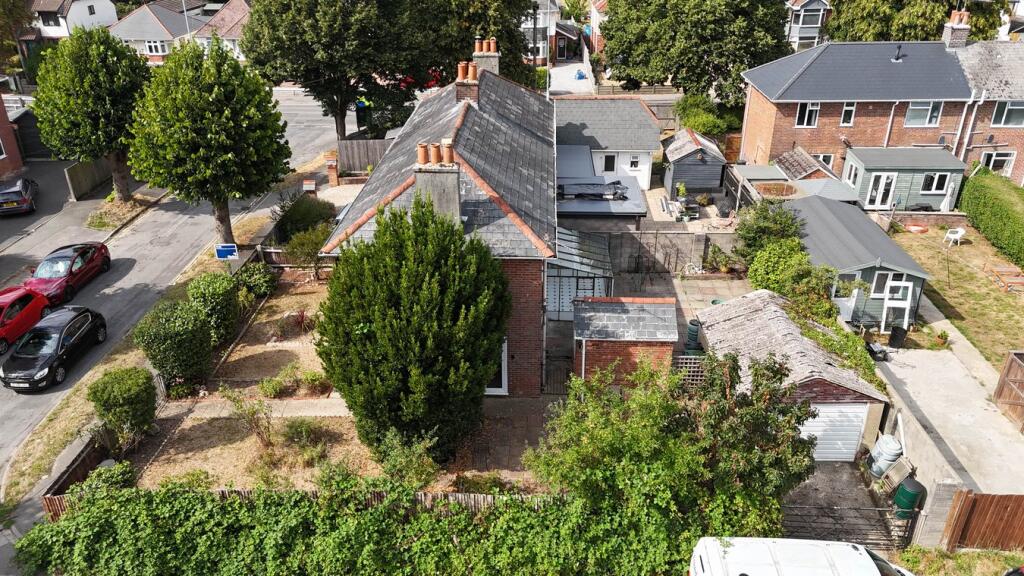 Additional image 8 of Gordon Road, Wimborne, BH21