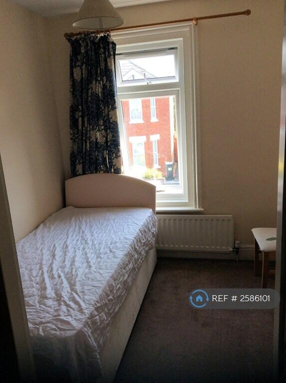 Additional image 6 of Evelyn Road, Bournemouth, BH9