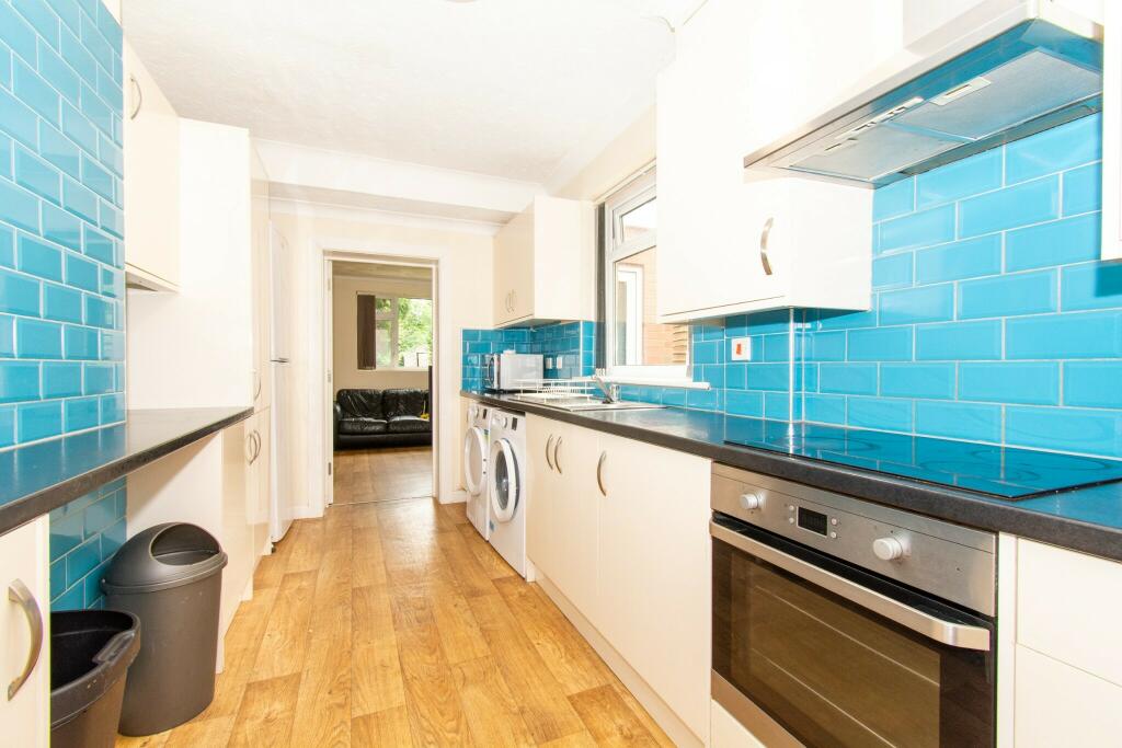 Additional image 3 of Student house on Cardigan Road