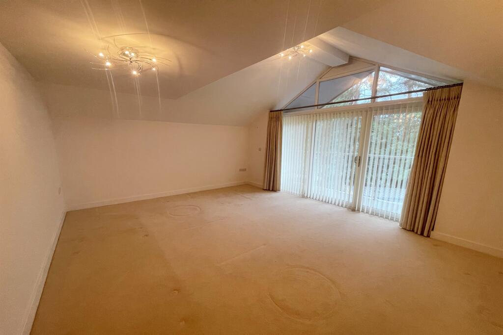 Additional image 9 of Ferndown
