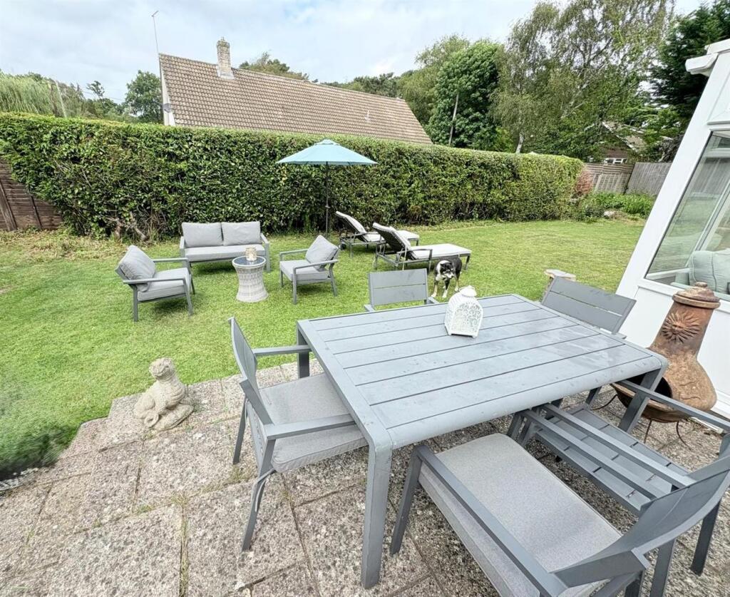Additional image 16 of Crescent Walk, West Parley, Ferndown