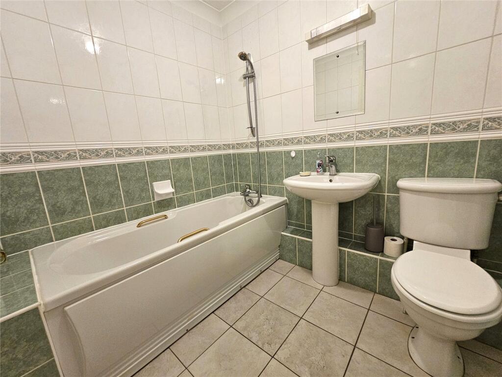 Additional image 10 of Wortley Road, Highcliffe, Christchurch, Dorset, BH23