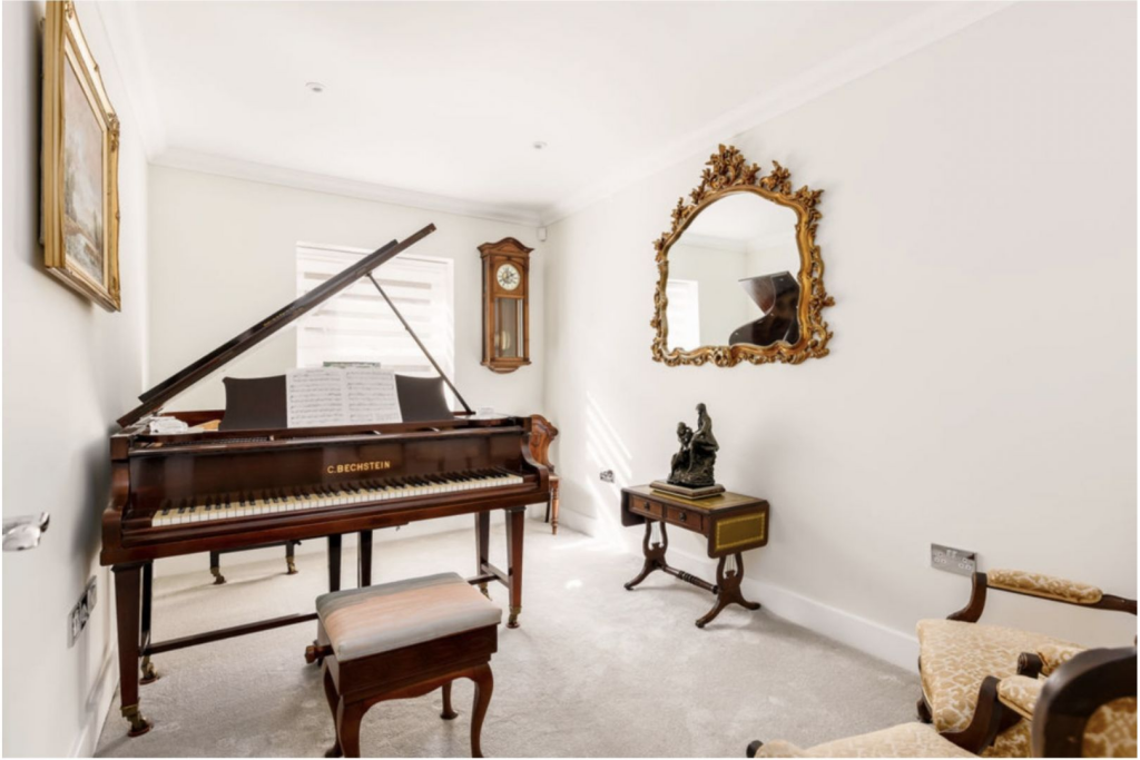 Additional image 20 of Gravel Hill, Wimborne, BH21