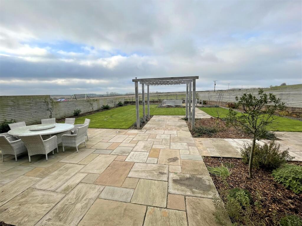 Additional image 29 of Knowlton