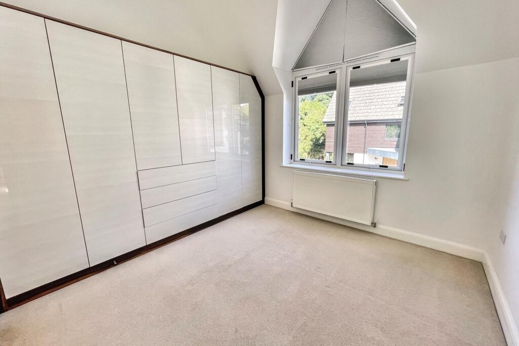 Additional image 33 of Queens Park