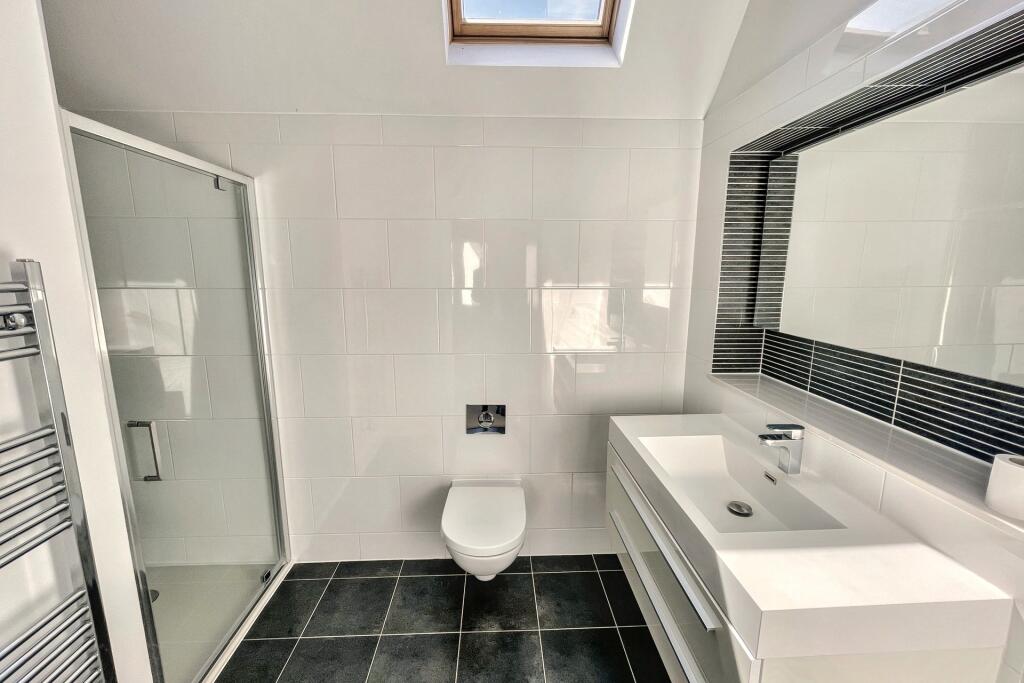 Additional image 25 of Queens Park