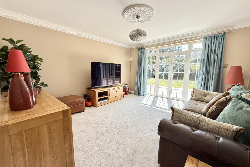 Additional image 19 of Warren Drive, Ringwood, BH24 2AS