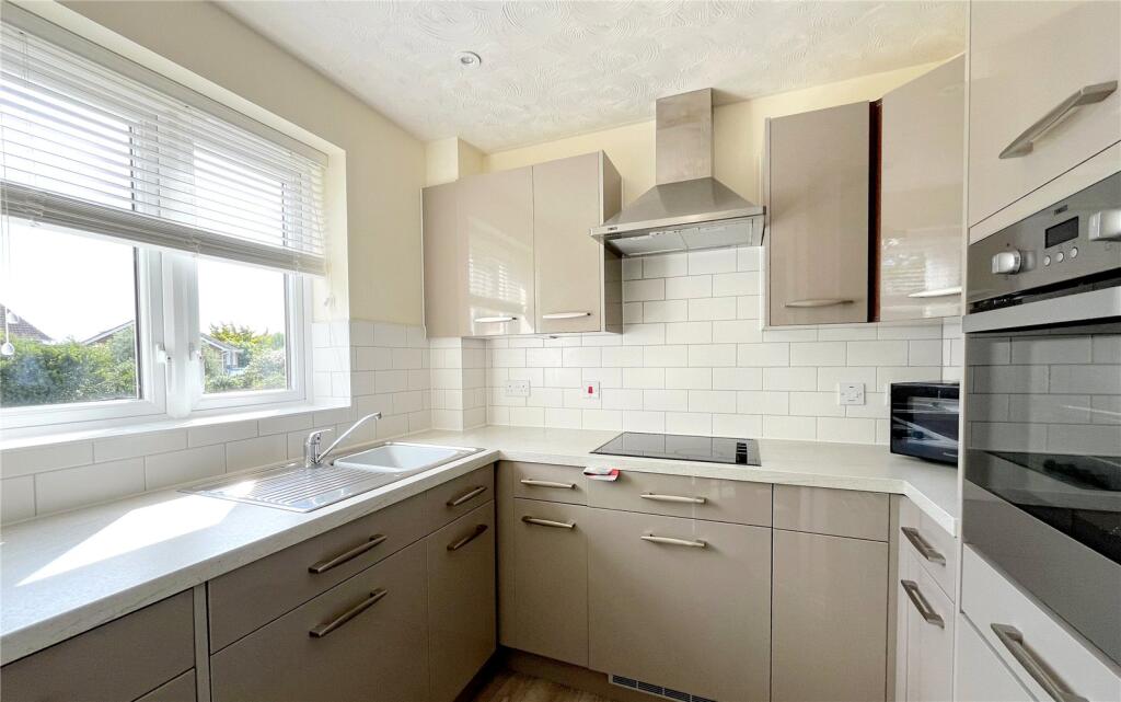 Additional image 17 of Stuart Road, Highcliffe, Christchurch, Dorset, BH23