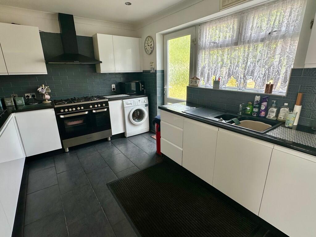 Additional image 6 of Queens Park Avenue, Bournemouth