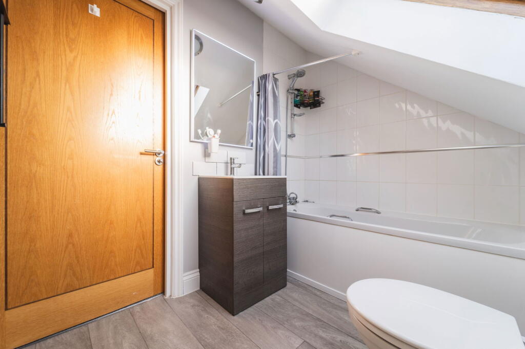 Additional image 17 of Hanfield Lodge, Gravel Hill, Wimborne, BH21 1RW