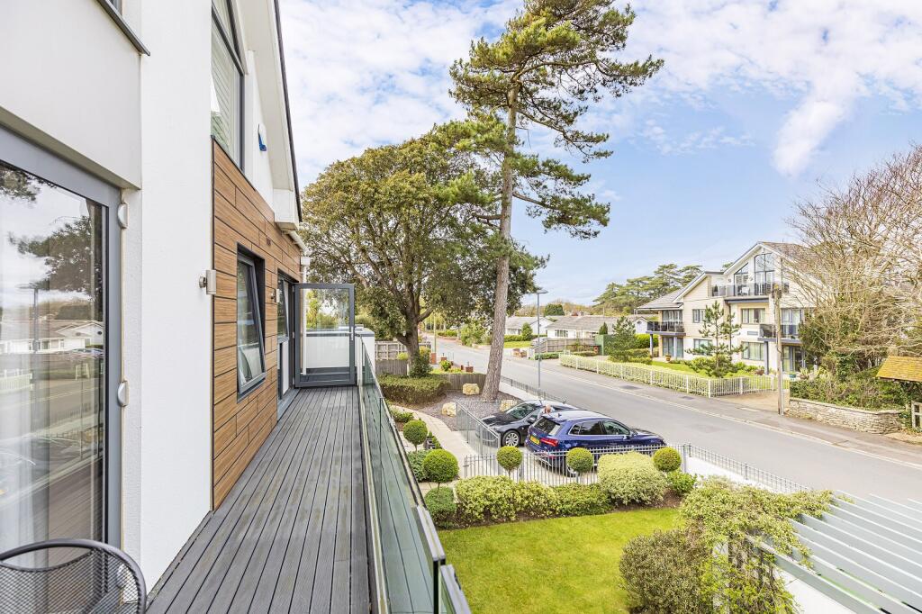 Additional image 12 of Wharncliffe Road, Highcliffe, Dorset. BH23 5DB