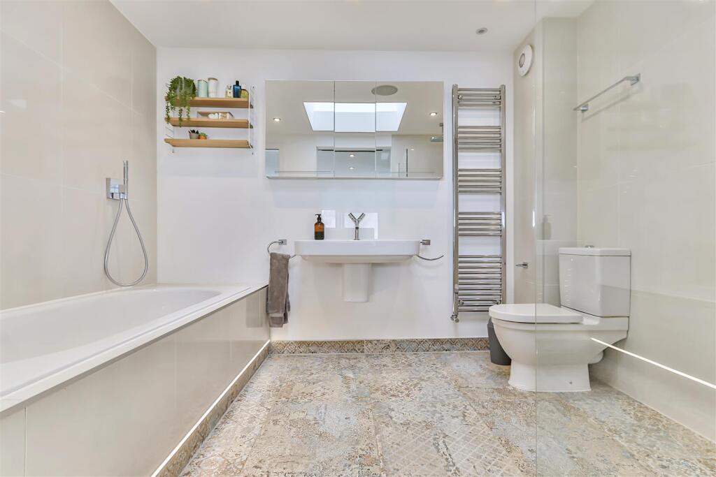 Additional image 11 of Alumhurst Road, Bournemouth