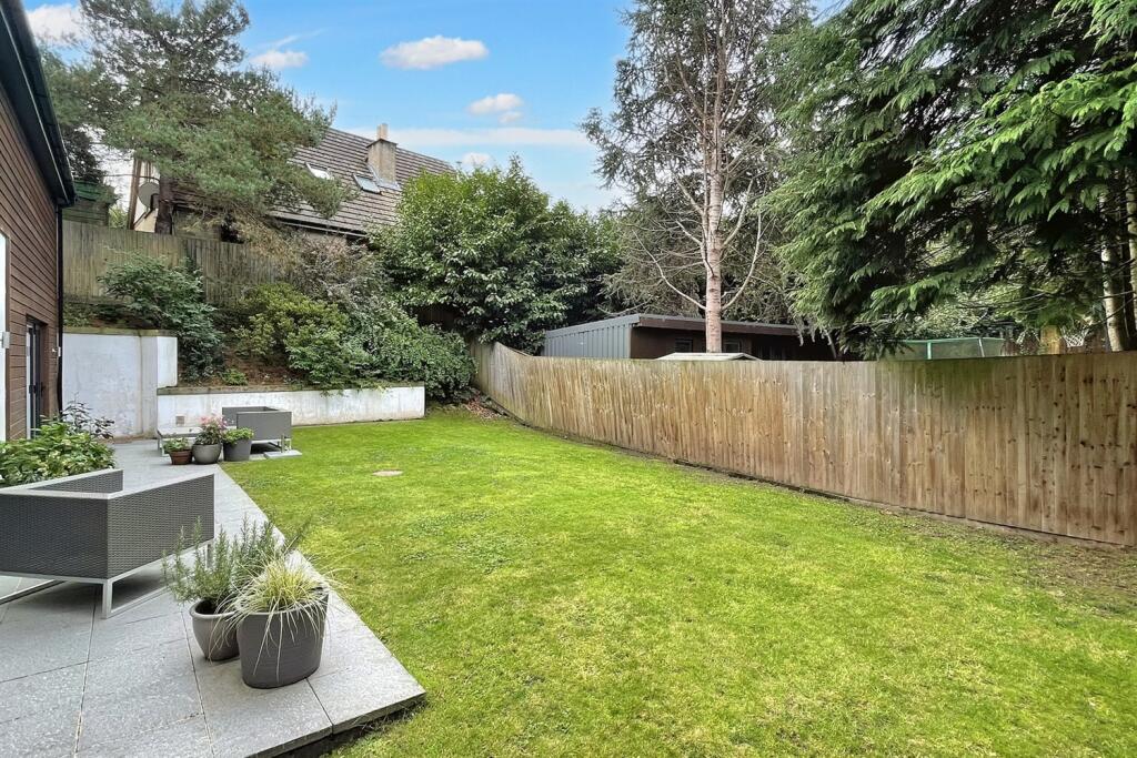 Additional image 5 of Queens Park